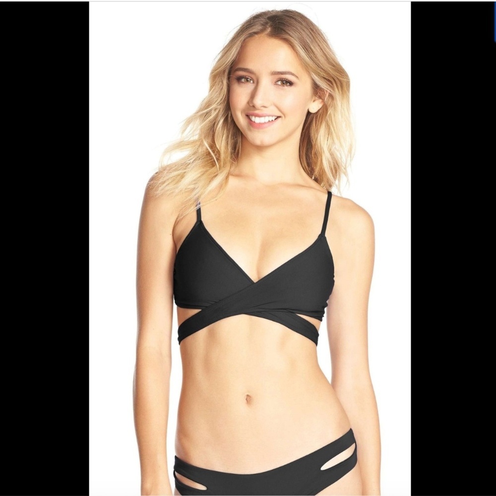 NEW! L Space Chloe Wrap Bikini‎ Top Black [SZ Small